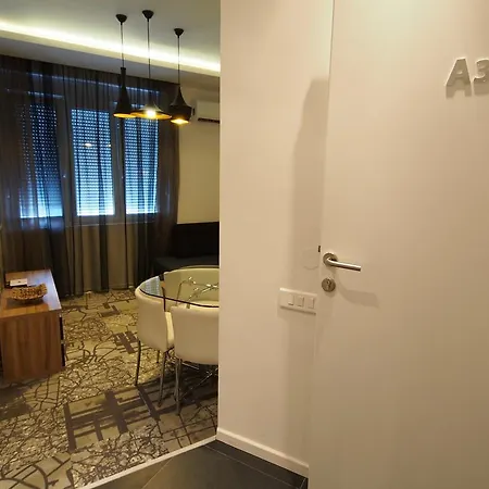 Decanska Lägenhet *